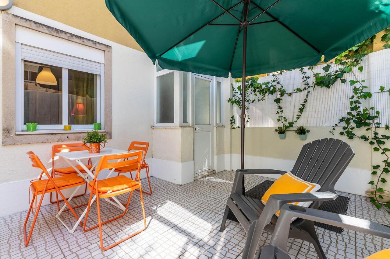 Apartamento Alm- Spacious. Sunny. Patio. Quiet Area. Fast Wifi