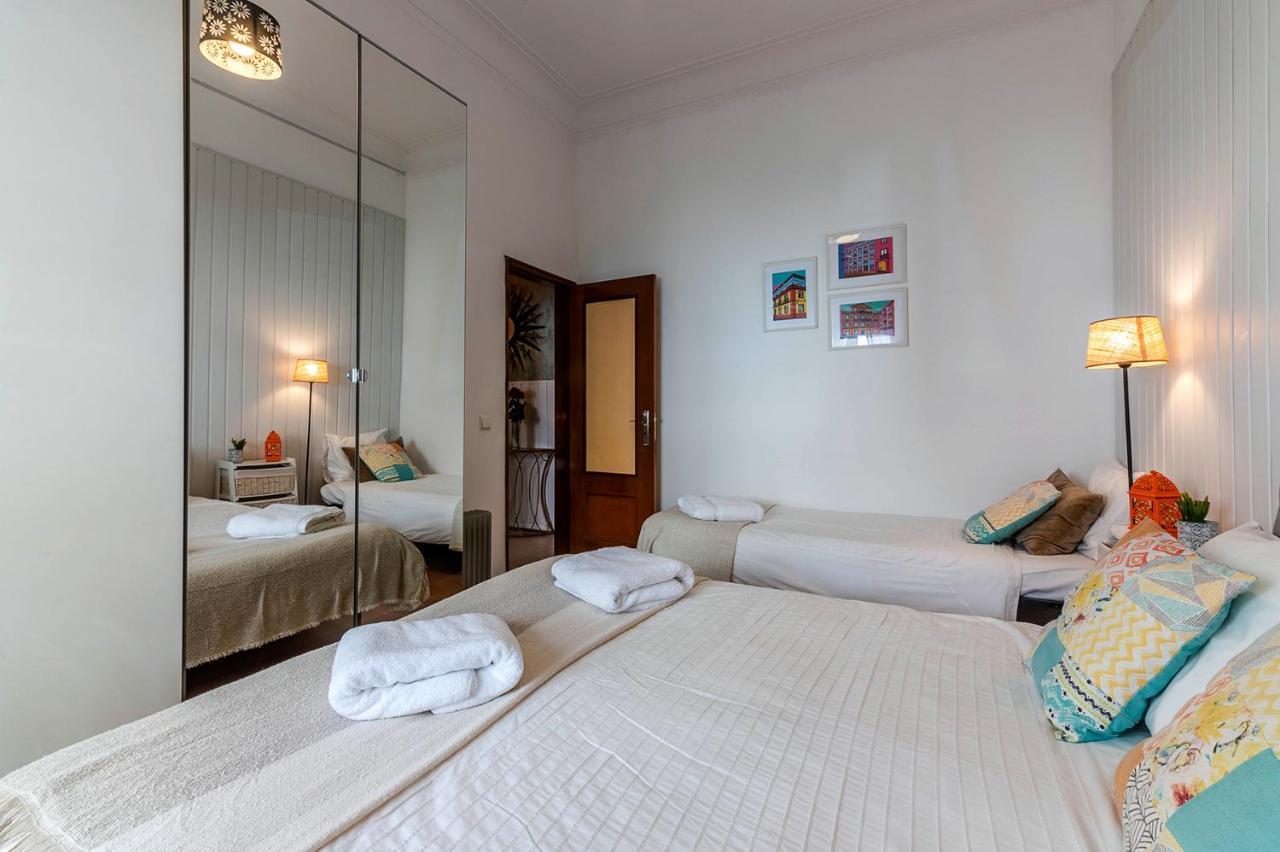 Apartamento Alm- Spacious. Sunny. Patio. Quiet Area. Fast Wifi Lisboa